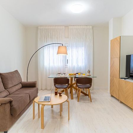 Trendyhomes City Center Almería Buitenkant foto